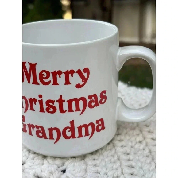 Vintage Merry Christmas Grandma Coffee Mug 1980’s Retro Kitschy Korea 3.5” Cute! - Picture 2 of 5